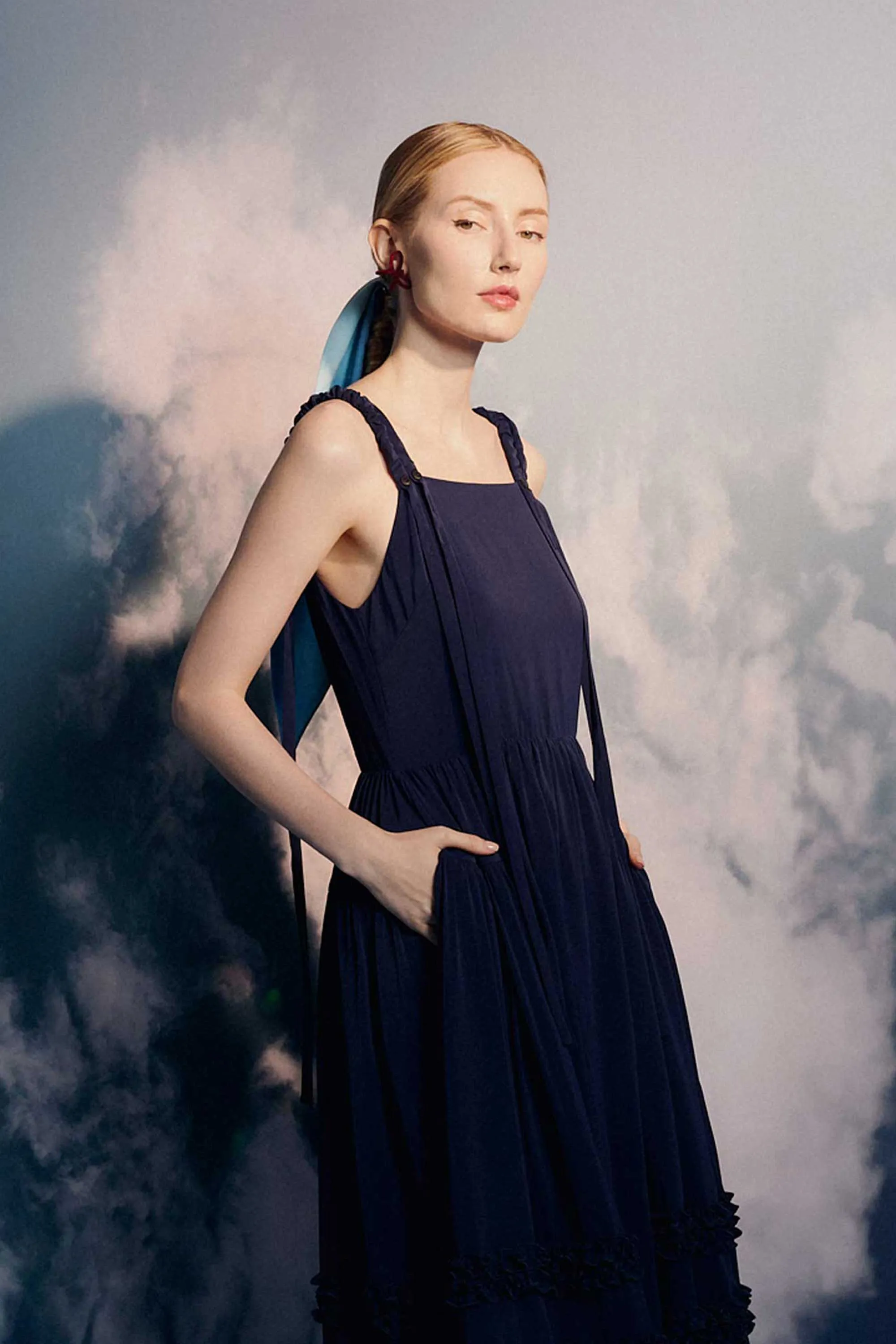 Drawstring Shoulders Frilled Billowing Maxi Dress (Navy)