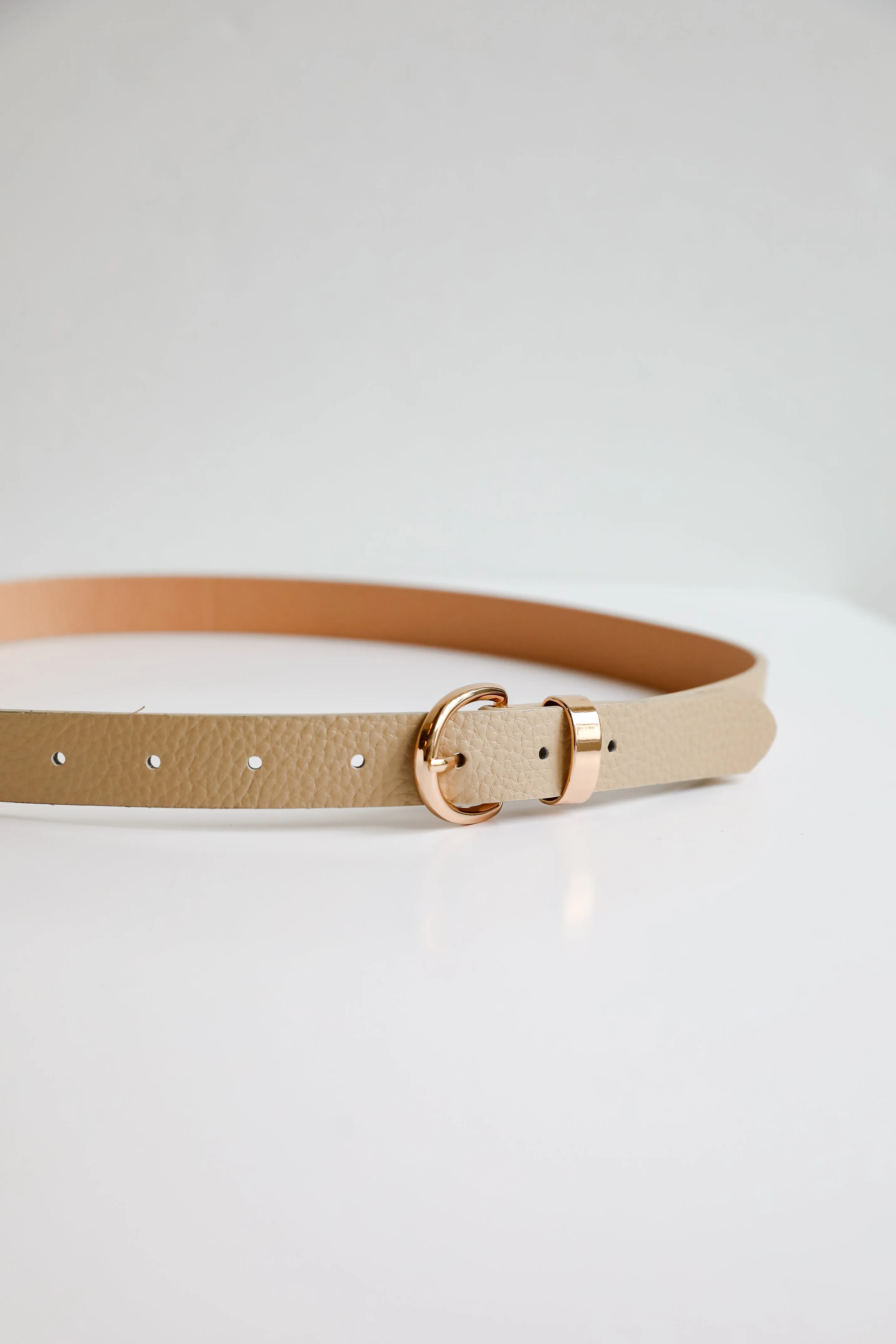 Effortless Trendsetter Taupe Belt