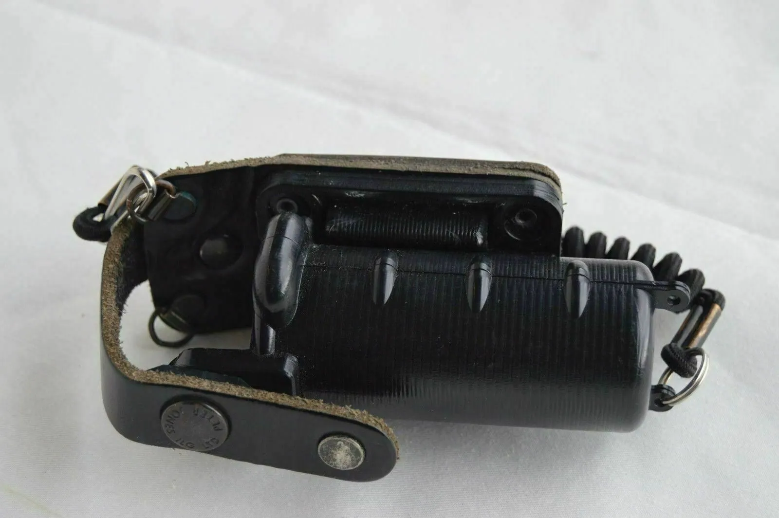 Peter Jones P175 CS Gas Pepper Spray Holder Klickfast Hook&Loop Molle BLTCS01A