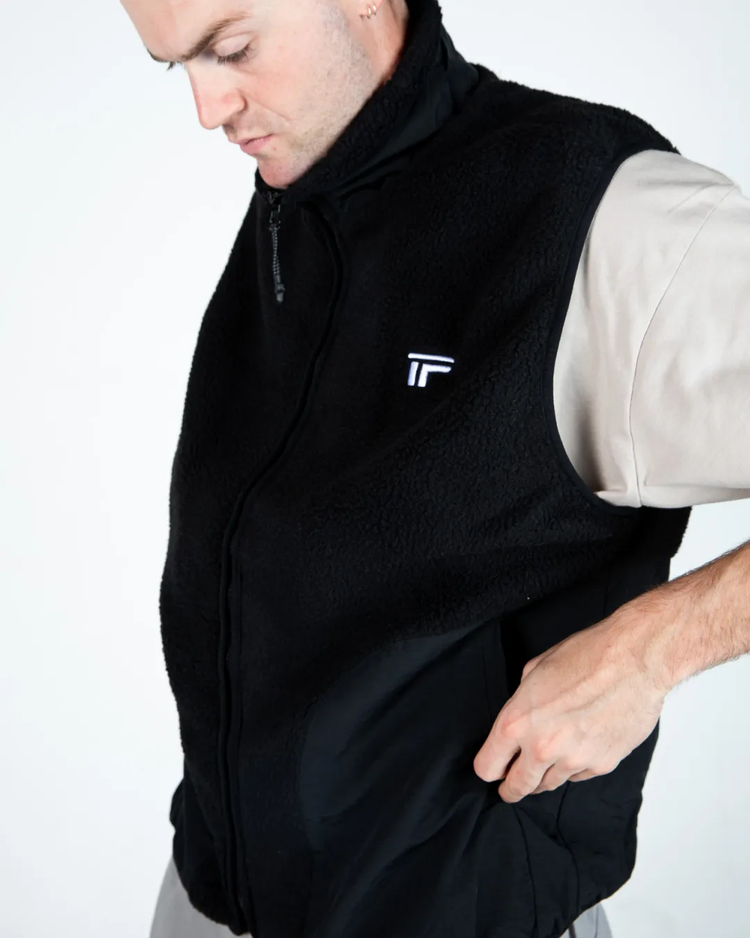 Sherpa Stash Vest - Black / Black